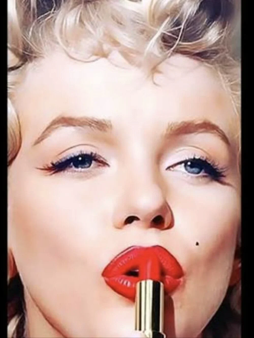 MARILYN RED Revolution x Marilyn Monroe DISCONTINUED Lip Set NWT
